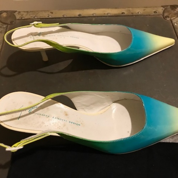 Giuseppe Zanotti neon slingback pumps - Picture 4 of 5